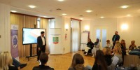 thumb